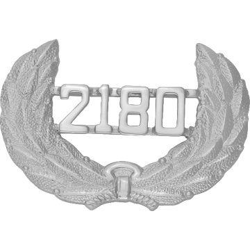 Smith & Warren M426 Wreath Hat Badge with Applied Numbers (1-3/8" x 2")